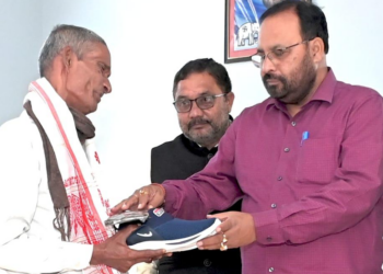 অতুলৰ অতুলনীয় দৃষ্টান্ত…