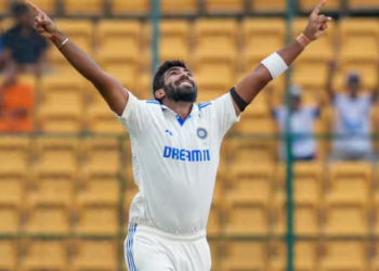 প্ৰথম ভাৰতীয়; বছৰৰ পহিলা দিনটোতে এক বিশেষ অভিলেখৰ গৰাকী হ’ল বুমৰাহ