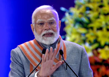 কেন্দ্ৰীয় চৰকাৰৰ কৰ্মচাৰীৰ বৃদ্ধি পাব দৰমহা; মোদী চৰকাৰে দিলে অনুমতি