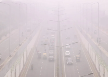 কুঁৱলীৰ আচ্ছাদনত দেশবাসী, বতৰ বিজ্ঞান বিভাগৰ সতৰ্কবাণী; জানক এই ৰাজ্যসমূহৰ বতৰ