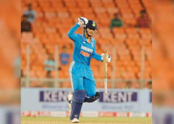 স্মৃতি মান্ধানাই ৰচিলে ইতিহাস; সোণালী আখৰেৰে লিপিবদ্ধ কৰিলে নিজৰ নাম