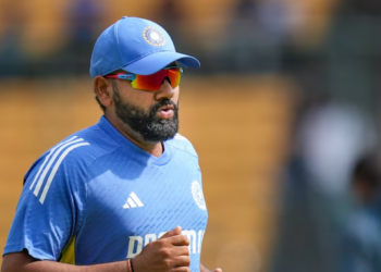 নিজৰ কেৰিয়াৰৰ শেষখন ছিৰিজত ৰোহিত শৰ্মা! অনুৰাগী সাক্ষী হ’ব এই ঐতিহাসিক মুহূৰ্তৰ