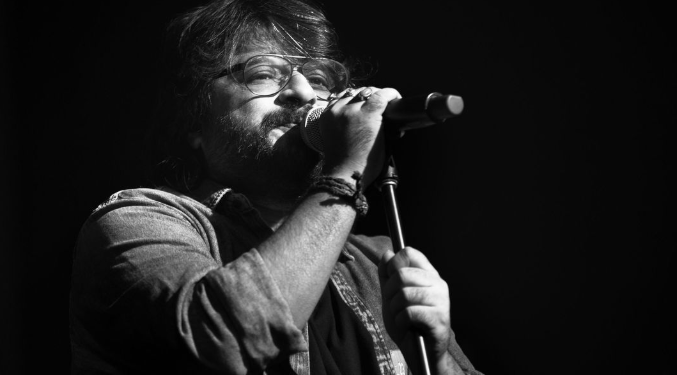 জনপ্ৰিয় সংগীত পৰিচালকৰ ঘৰৰ পৰা ৪০ লাখ টকা চুৰি