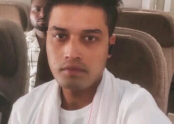 প্ৰেমৰ দিৱসতে প্ৰেমিকৰ প্ৰতাৰণাৰ বলি হৈ প্ৰেমিকাৰ ভয়ংকৰ সিদ্ধান্ত!