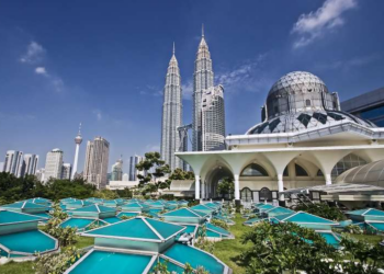 বিশ্বৰ কেইখনমান শক্তিশালী মুছলমান দেশ, আমেৰিকাইও আক্ৰমণ কৰাৰ পূৰ্বে চিন্তা কৰে পুনৰ