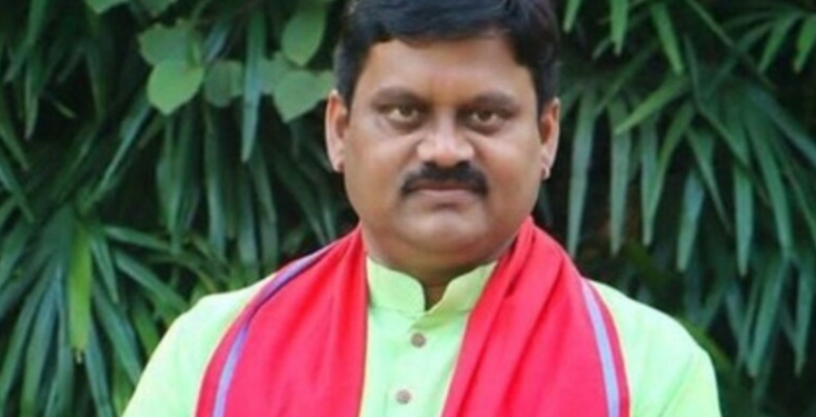 দিন দুপৰতে বিজেপি নেতাক গুলীয়াই হত্যা