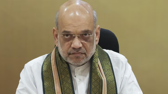 লোকসভাত মমতা বেনাৰ্জীক লৈ অমিত শ্বাহৰ ডাঙৰ অভিযোগ