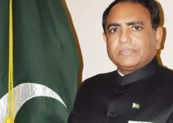 আমেৰিকাত লজ্জানত হ’ল পাকিস্তানী কূটনীতিবিদ; প্ৰৱেশত দিলে বাধা…