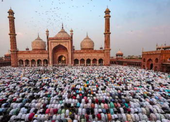 ডুবাইত বসবাস কৰা এই ভাৰতীয় হিন্দুয়ে কিয় ৰাখে ১৮ ঘন্টাকৈ ৰোজা?