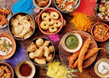 হোলীৰ খাদ্য খোৱাৰ পিছত গেছ আৰু এচিডিটিৰ সমস্যাৰ সন্মুখীন হ’লে, গ্ৰহণ কৰক এই ঘৰুৱা উপায়