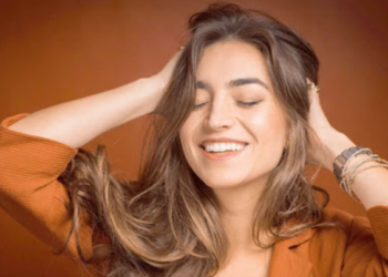 কেলচিয়ামৰ অভাৱতো চুলি সৰে নেকি? জানক বিশেষজ্ঞজনে কি কয়…