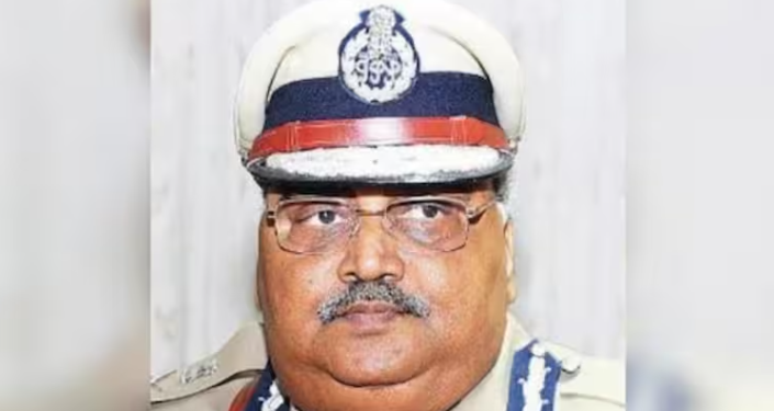 নিজ বাসগৃহতে লুতুৰি-পুতুৰি অৱস্থাত উদ্ধাৰ প্ৰাক্তন আৰক্ষী সঞ্চালক প্ৰধানৰ মৃতদেহ