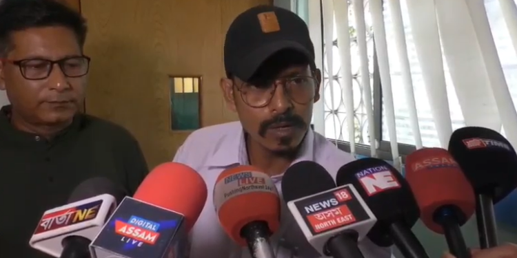 আমিনগাঁও, হাজো হৈ নিৰ্মাণ হ’বলগীয়া ৰাষ্ট্ৰীয় ঘাইপথক লৈ সৰৱ দুই সংগঠন; মুখ্য অভিযন্তাৰ বিৰুদ্ধে গুৰুতৰ অভিযোগ