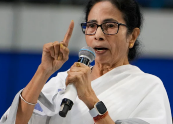 বংগত প্ৰযোজ্য হ’ব নিদিও ৱাকফ আইন : মমতা বেনাৰ্জীৰ ডাঙৰ ঘোষণা