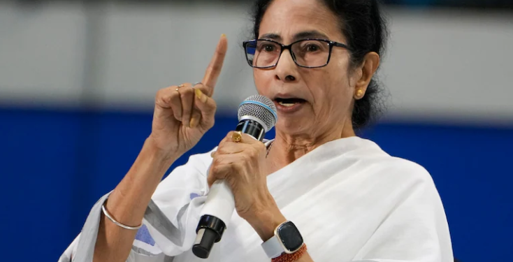 বংগত প্ৰযোজ্য হ’ব নিদিও ৱাকফ আইন : মমতা বেনাৰ্জীৰ ডাঙৰ ঘোষণা