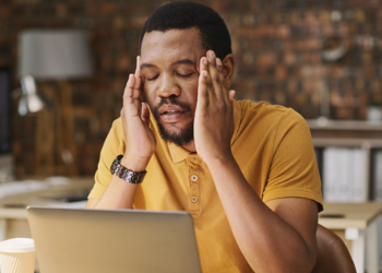 আপোনাৰো বাৰু সঘনাই মূৰৰ বিষ হয় নেকি? জানক ই কি ৰোগৰ লক্ষণ হ’ব পাৰে…