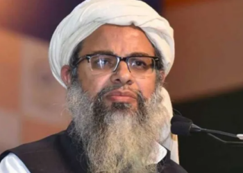 ৱাকফ সংশোধনী আইনৰ বিৰুদ্ধে উচ্চতম ন্যায়ালয়ত উপস্থিত মৌলানা মাহমুদ মাদানী