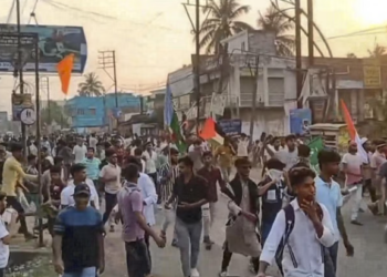 ‘উগ্ৰ প্ৰদৰ্শনৰ সৈতে জড়িত হ’ব নালাগে মুছলমান, ইয়াৰ দ্বাৰা কেৱল ক্ষতিহে হয়’ মৌলানাৰ আহ্বান