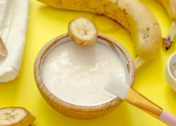 ছালৰ সৈতে জড়িত সমস্যা নাইকীয়া কৰিবলৈ উপকাৰী হয় এই ফল, জানক ইয়াৰ উপকাৰীতা