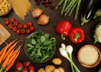 ডায়েবেটিছৰ বাবে বিপদজনক বুলি প্ৰমাণিত হ’ব পাৰে এইবোৰ খাদ্য, আজিয়েই আঁতৰাই পেলাওক নিজৰ খাদ্য তালিকাৰ পৰা…