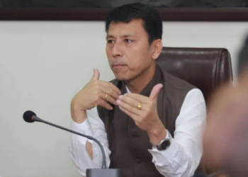 মণিপুৰত পুনৰ নতুন চৰকাৰ গঠনৰ তৎপৰতা; ৰাজ্যপালক সাক্ষাৎ BJP নেতাৰ