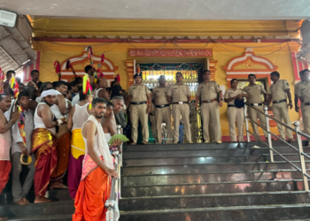 শিৰগাঁও মন্দিৰত অঘটন; পদপিষ্ট হৈ ৬ গৰাকী ভক্তৰ মৃত্যু, ৩০ৰো অধিক লোক আহত