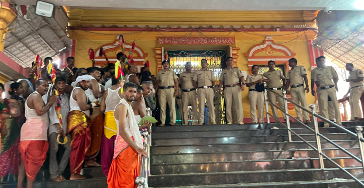 শিৰগাঁও মন্দিৰত অঘটন; পদপিষ্ট হৈ ৬ গৰাকী ভক্তৰ মৃত্যু, ৩০ৰো অধিক লোক আহত