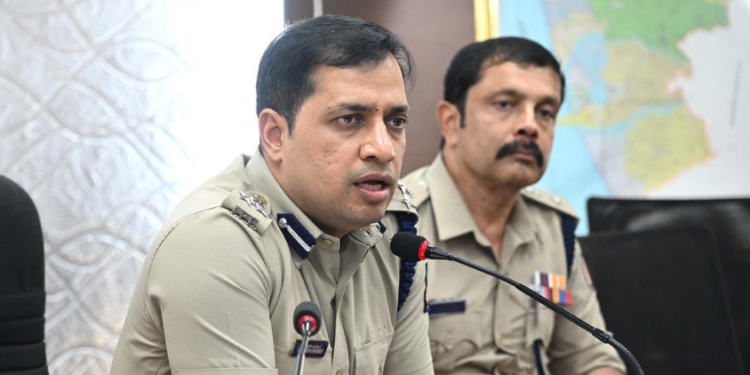 ক্ৰিকেট মেচৰ সময়ত ‘পাকিস্তান জিন্দাবাদ’ ধ্বনি দিয়া ব্যক্তিক মৰিয়াই মৰিয়াই হত্যা