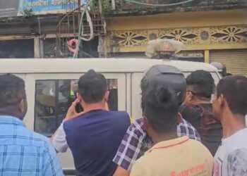 নলবাৰীত ভয়ংকৰ পথ দুৰ্ঘটনা; সুৰাসক্ত চালকৰ খুন্দাত প্ৰাণ গ’ল এগৰাকী মহিলাৰ