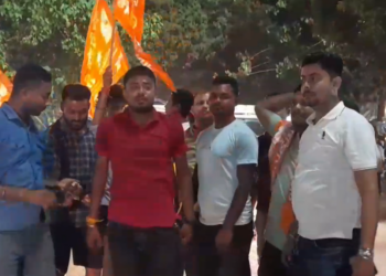 ৰঙিয়াত আৱতৰীয়া দিপাৱলী; ‘অপাৰেশ্যন সেন্দূৰ’ক লৈ উৎফুল্লিত হিন্দু দল-সংগঠন