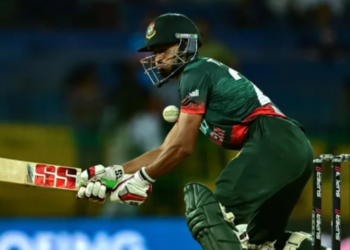 ৯ নম্বৰত বেটিং কৰিবলৈ আহি বিশ্ব অভিলেখ গঢ়িলে বাংলাদেশৰ বেটাৰে