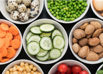 কেৱল শৰীৰত শৰ্কৰাই বৃদ্ধি নহয় অন্য ৰোগৰো সম্ভাৱনাও বৃদ্ধি কৰে ডায়েবেটিছে