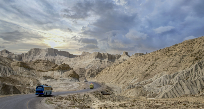 বিপদ বাঢ়িছে পাকিস্তানৰ! বেলুচ নেতাৰ ডাঙৰ দাবী- ‘বেলুচিস্তান এতিয়া পাকিস্তানৰ অংশ নহয়’
