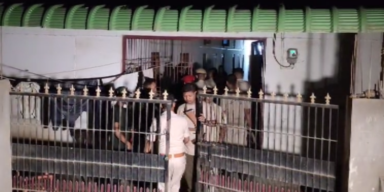 কামপুৰত ভয়ংকৰ কাণ্ড, পৰকীয়া প্ৰেমৰ বাবেই এই কাণ্ড কৰিলে নেকি স্বামীয়ে?