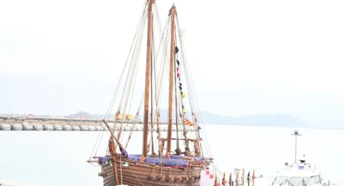 আকৌ এবাৰ বিশ্বক আচৰিত কৰি তুলিলে ভাৰতে, এটাও গজাল ব্যৱহাৰ নকৰাকৈ এখন বিশাল জাহাজ নিৰ্মাণ