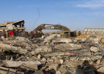 ইজৰাইলৰ বিৰুদ্ধে য়েমেনৰ হুথীৰ নতুন কৌশল ৰচনা,  অৰ্থনৈতিকভাৱে দুৰ্বল হৈ পৰিব নেকি ইজৰাইল?