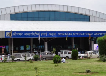 শ্ৰীনগৰত ২২৭ গৰাকী যাত্ৰীৰে ভৰা ইণ্ডিগো বিমানৰ জৰুৰী অৱতৰণ