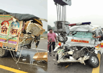ৰাষ্ট্ৰীয় ঘাইপথত শিহৰণকাৰী পথ দুৰ্ঘটনা; এম্বুলেঞ্চত থকা পাঁচগৰাকী লোকৰ মৃত্যু