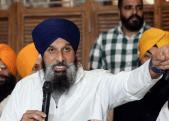 দুৰ্নীতিৰ গোচৰত গ্ৰেপ্তাৰ প্ৰাক্তন মন্ত্ৰী; ২৫টা স্থানত তালাচী অভিযান