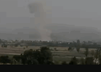 সেনাৰ কনভয়ত আত্মঘাতী বোমাৰুৰ আক্ৰমণ; ১৩ জন জোৱান নিহত, কেইবাজনো গুৰুতৰভাৱে আহত