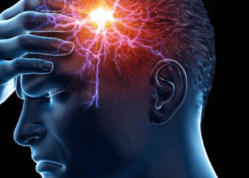 আপুনিও বাৰু মাইগ্ৰেনৰ সমস্যাত ভুগিছে নেকি? জানক বিশেষজ্ঞই কি কয়…