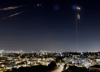 মধ্যপ্ৰাচ্যত যুদ্ধৰ দামামা! ইজৰাইলৰ আক্ৰমণত ইৰাণৰ ১২০০ৰো অধিক আহত, নিহত হৈছে ২৪৪ জন