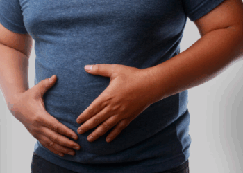 লিভাৰৰ সংক্ৰমণ কিয় হয়, ইয়াৰ লক্ষণ কি আৰু ইয়াৰ পৰা কেনেকৈ হাত সাৰিব পাৰি? সেই বিষয়ে সবিশেষ জানো আহক…