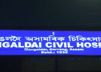 স্বামী নথকাৰ সুযোগ লৈ শাহুৱেকৰ ওপৰত বোৱাৰীৰ তাণ্ডৱ! ধৰাশায়ী শাহুক ভৰ্তি কৰাই….