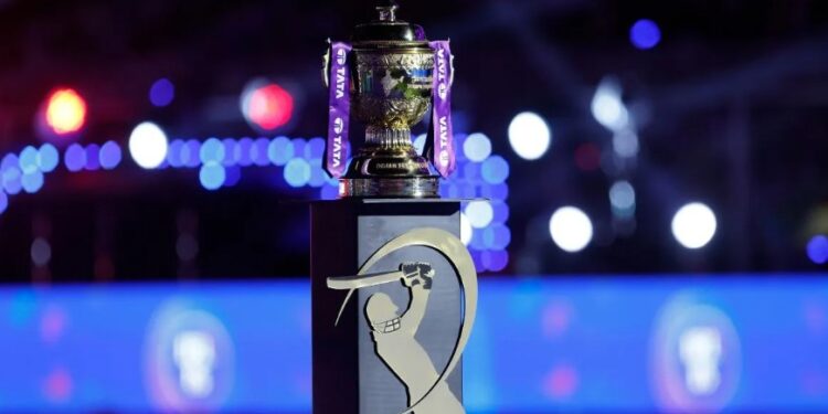 কলকাতা নাইট ৰাইডাৰ্ছৰ মুখ্য প্ৰশিক্ষকক পদৰ পৰা অপসাৰণ