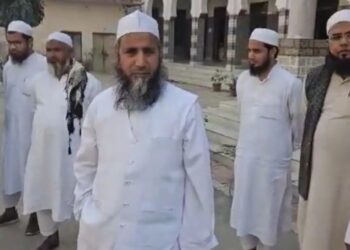 উত্তৰাখণ্ডৰ বিদ্যালয়ত ভাগৱত গীতাৰ পাঠদান; সিদ্ধান্তক আদৰণি মাদ্ৰাছা বোৰ্ডৰ