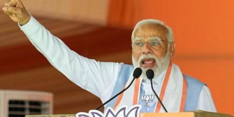 উন্নয়নৰ বাধাৰ প্ৰাচীৰ TMC : বংগ কন্যা মমতা বেনাৰ্জীক ক্ষুৰধাৰ সমালোচনা প্ৰধানমন্ত্ৰী মোদীৰ