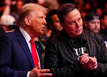 ‘দোকান বন্ধ কৰিব লাগিব মাস্কে…’, এলন মাস্কক প্ৰত্যুত্তৰ ড’নাল্ড ট্ৰাম্পৰ