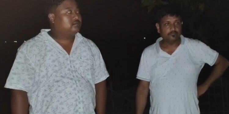 ৰাজপথত নিশা চাঞ্চল্যকৰ ঘটনা, কেইবাখনো গাড়ী ৰখাই…