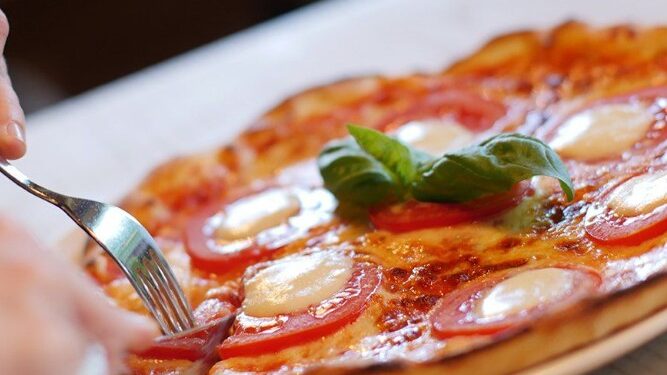 নিশা সোনকালে আহাৰ গ্ৰহণ কৰিলে কি হয়? সত্য জানি আচৰিত হ’ব আপুনি…